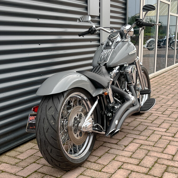 Heritage softail springer 2000