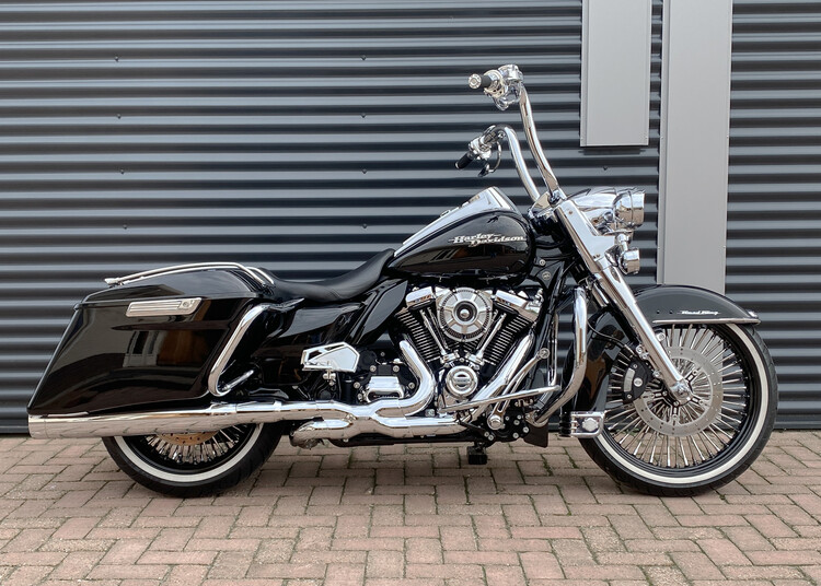 Road King Classic 2019 FLHRCI