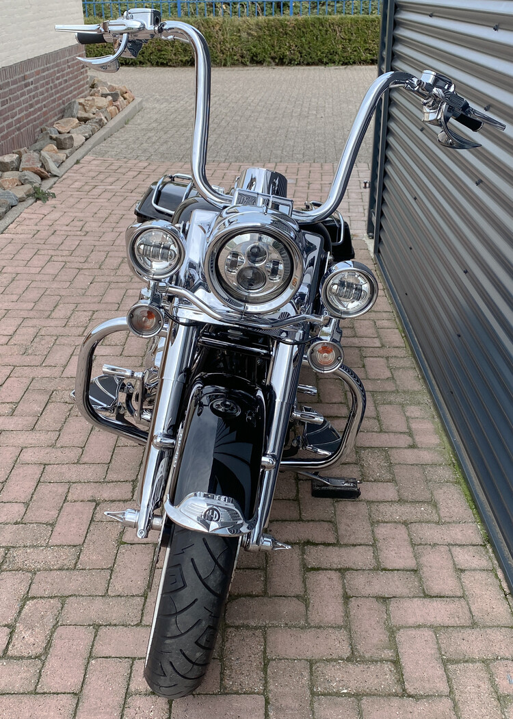 Road King Classic 2019 FLHRCI
