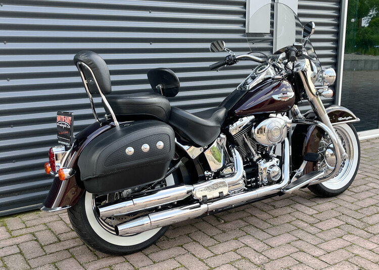 *Softail Deluxe 2005