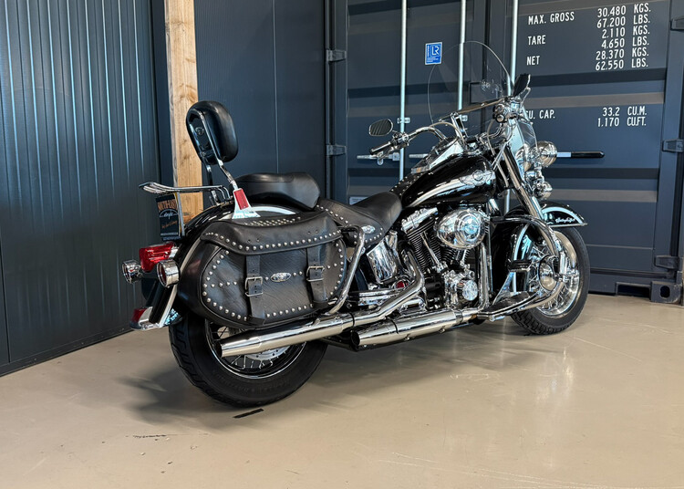 FLSTC Heritage Softail Classic 2003