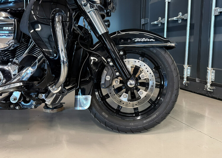 FLHTCU Electra Glide Ultra Classic 2016