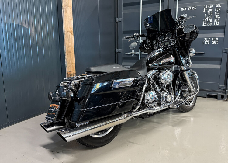 *FLHTC Electra Glide Classic 2007