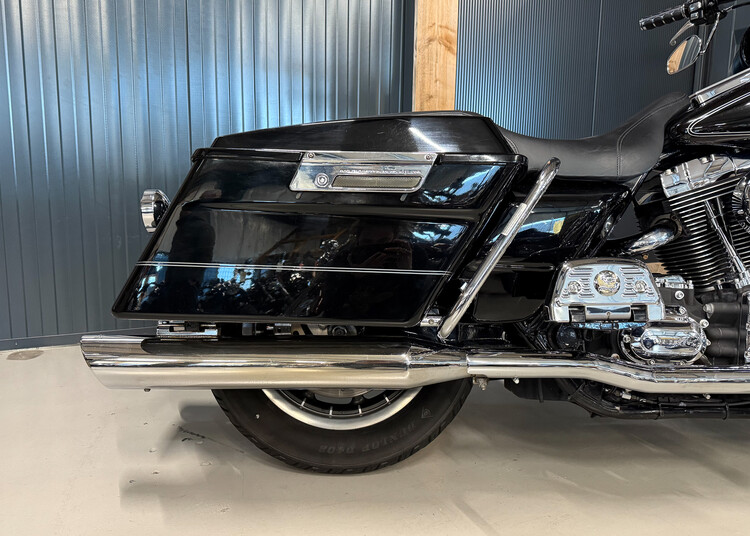 *FLHTC Electra Glide Classic 2007