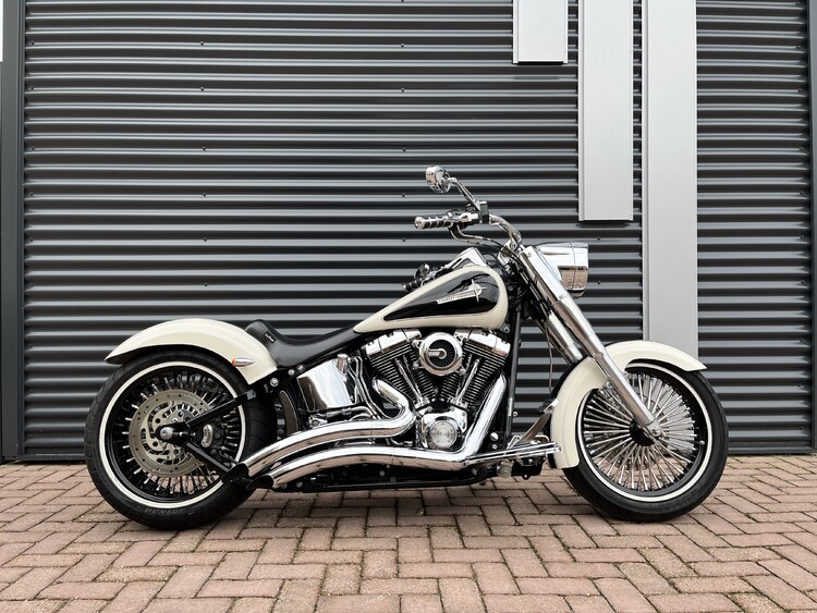 *Heritage softail custom flstc 2004