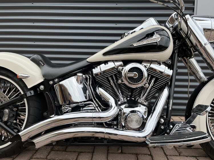 *Heritage softail custom flstc 2004