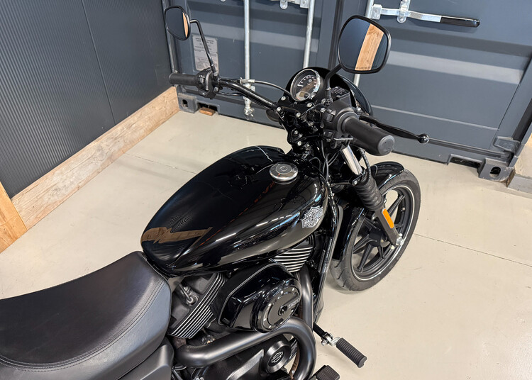 *XG STREET 750 2015