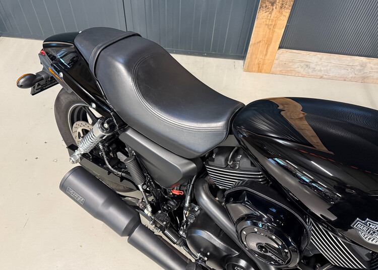 *XG STREET 750 2015