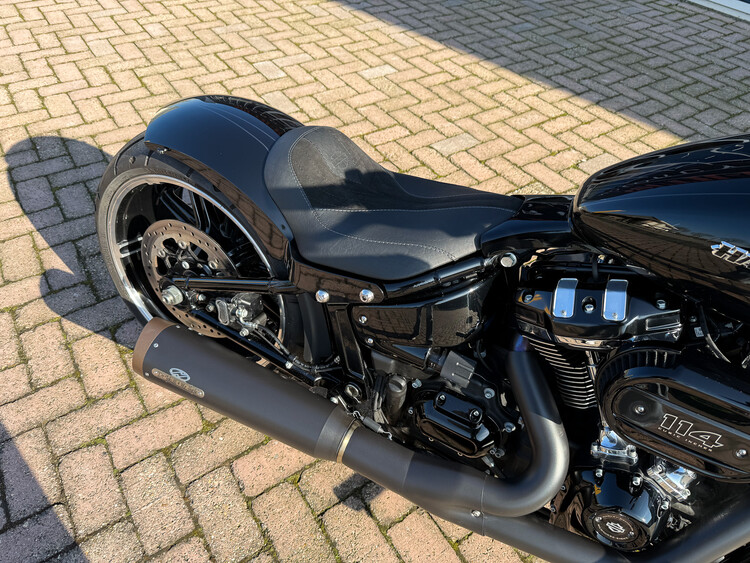 'Syndicate' custom Breakout 2018