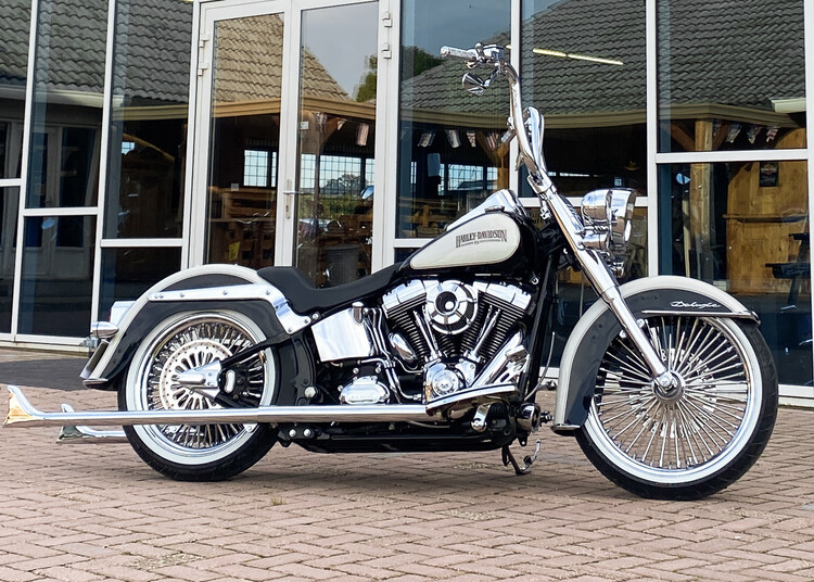 Softail Deluxe 2007 Custom