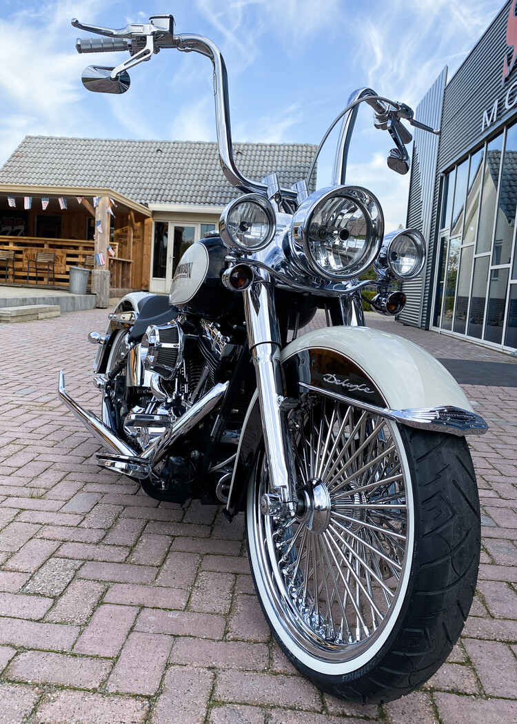 Softail Deluxe 2007 Custom