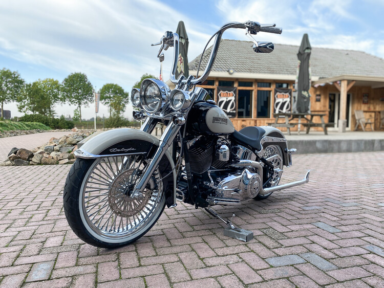 Softail Deluxe 2007 Custom