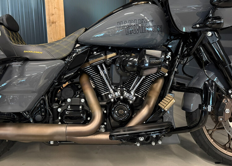 FLTRXS Road Glide ST 117 2023