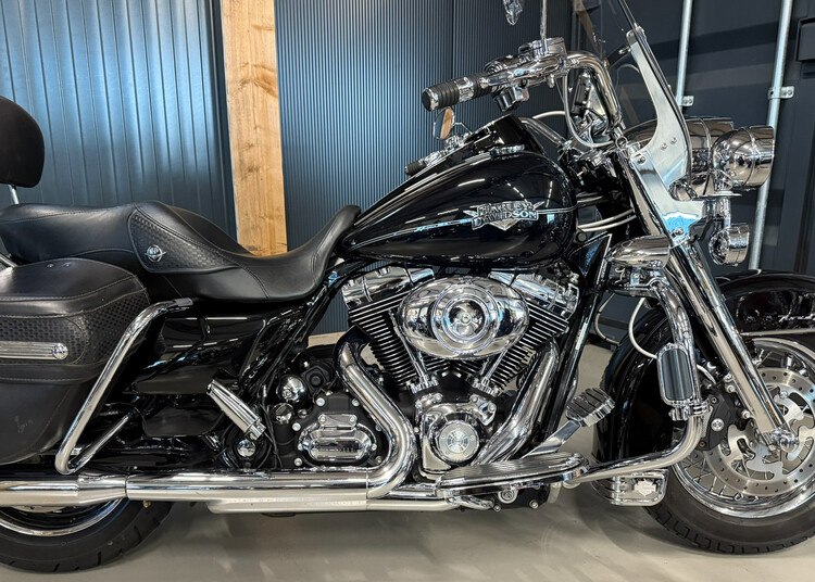 FLHRC Road King Classic 2009