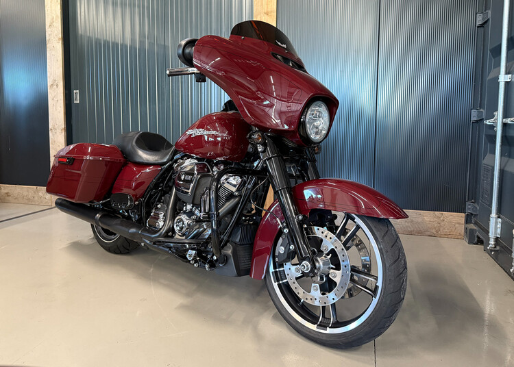 FLHXS Street Glide Special 107 2017