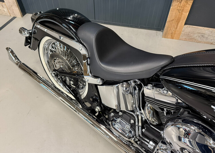 FLSTN 2016 Heritage Softail Deluxe 