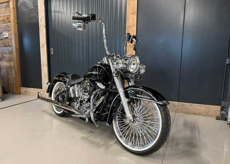 FLSTN 2016 Heritage Softail Deluxe 