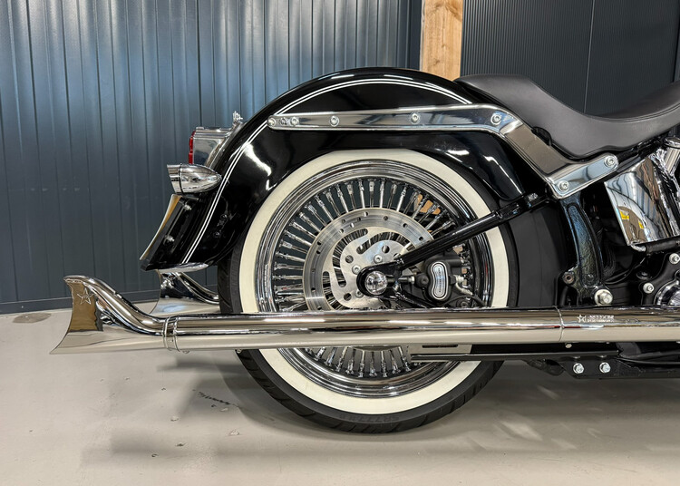 FLSTN 2016 Heritage Softail Deluxe 