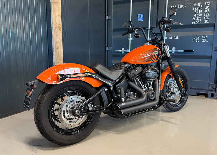 FXBBS Street Bob 114 2021
