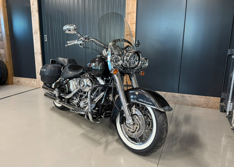 FLSTN Heritage Softail Deluxe 2008