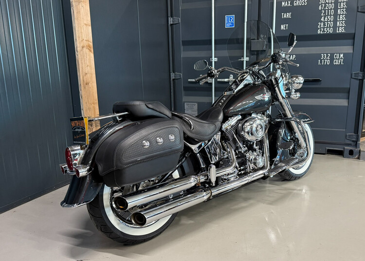 FLSTN Heritage Softail Deluxe 2008