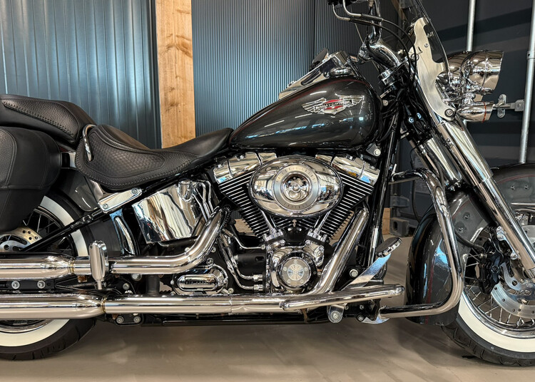 FLSTN Heritage Softail Deluxe 2008