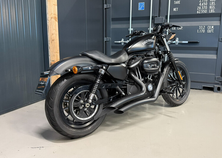 XL 883 N Sportster Iron 2011