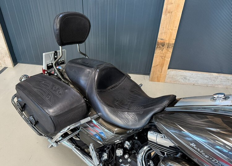 Road King Classic FLHRCI 2009