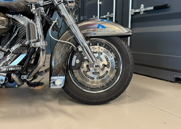 Road King Classic FLHRCI 2009