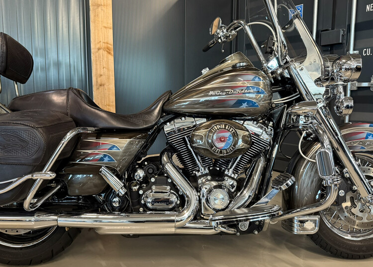 Road King Classic FLHRCI 2009