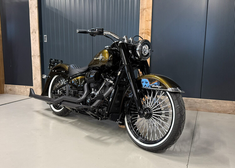 FLHCS Heritage Classic 'Dark Matter' Mexican Style 2020