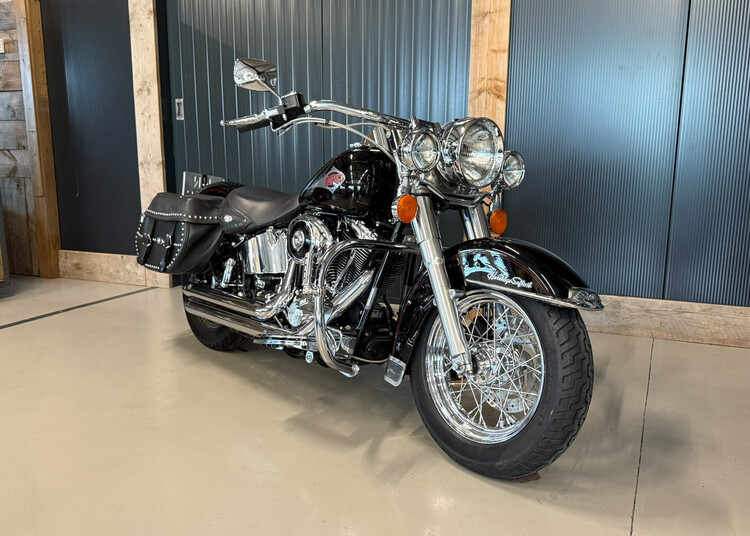 FLSTC Heritage Softail Classic 2001