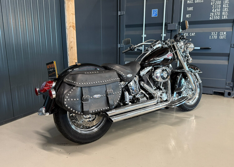 FLSTC Heritage Softail Classic 2001