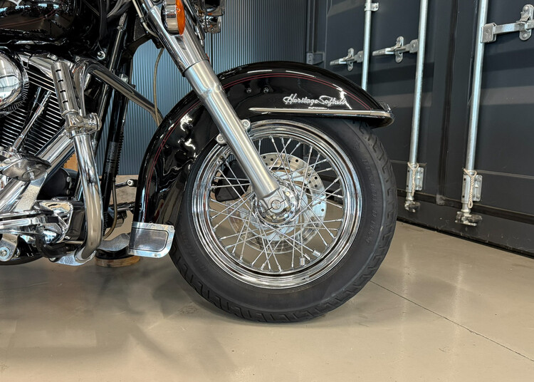 FLSTC Heritage Softail Classic 2001