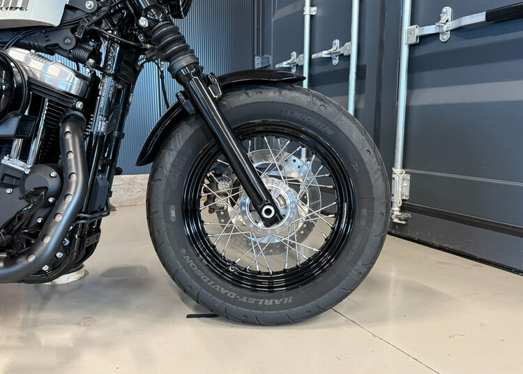 *Sportster XL 1200 X Forty Eight