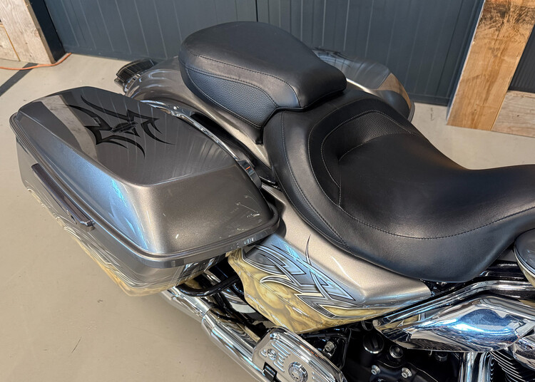 FLHRCI Road King 2017