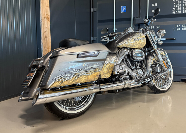FLHRCI Road King 2017