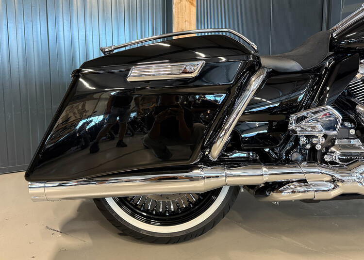 FLHRCI Road King Custom 2020