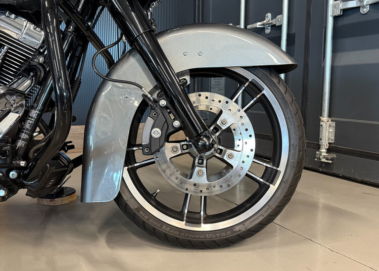FLHXS Street Glide Special 103 2013