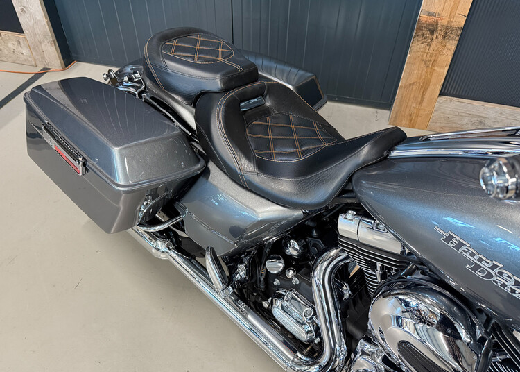 FLHXS Street Glide Special 103 2013