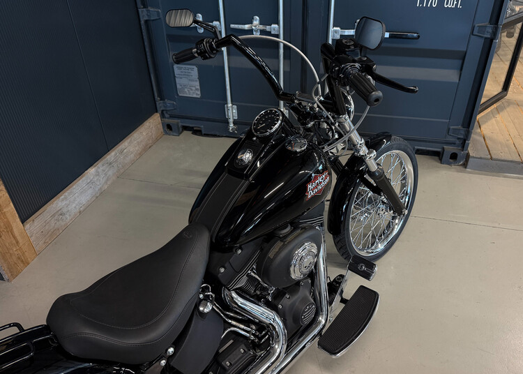 FXSTB Softail Night Train 2000