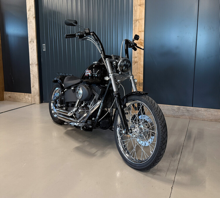 FXSTB Softail Night Train 2000