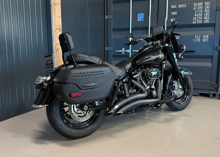 FLHCS Heritage Softail Classic 114 2019
