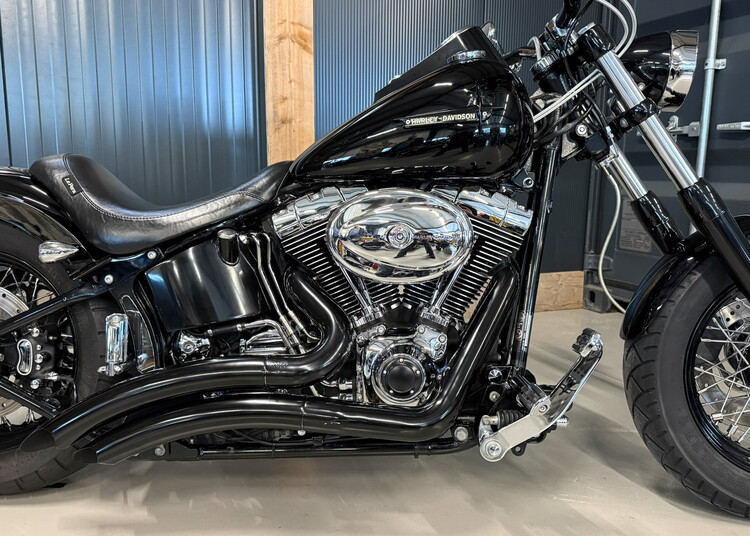 FXSTD Softail Deuce Custom 2001