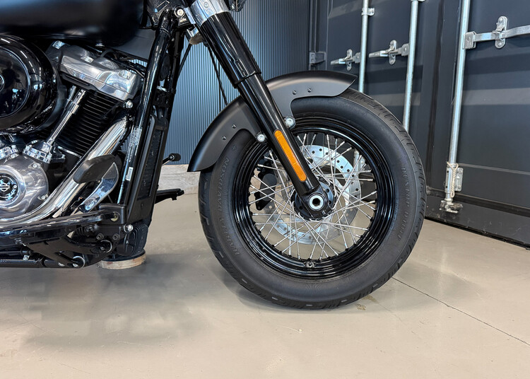 FLS Softail Slim 2020