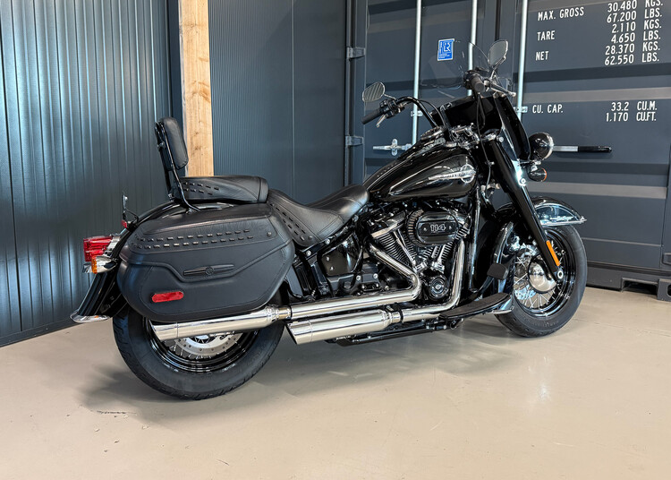 FLHCS Heritage Softail Classic 114 2020