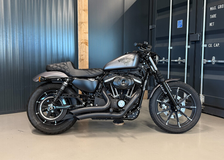 XL 883 N Sportster Iron 2016