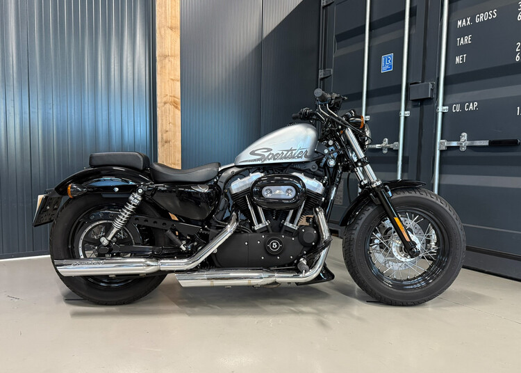 XL 1200 X Forty Eight Sportster 2010
