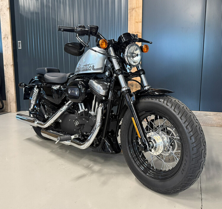 XL 1200 X Forty Eight Sportster 2010