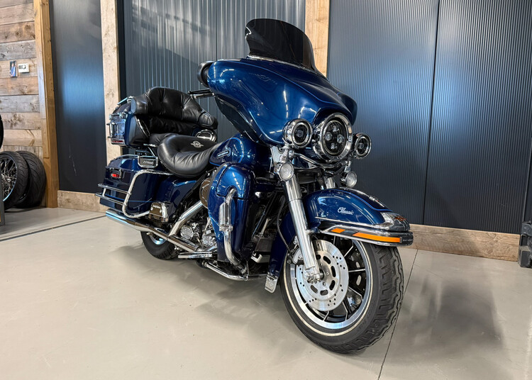 FLHTC Electra Glide Classic 1999